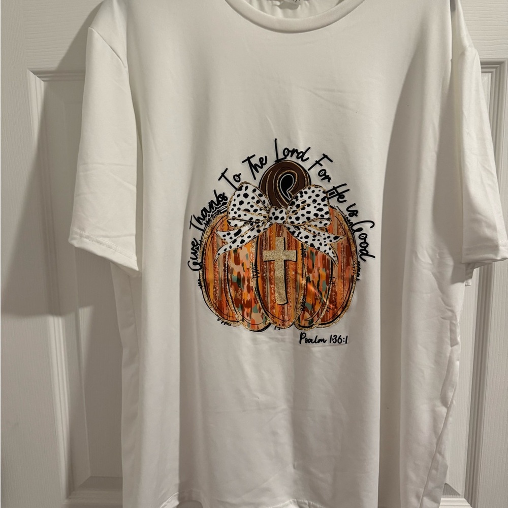 White Graphic T-Shirt with Pumpkin Design